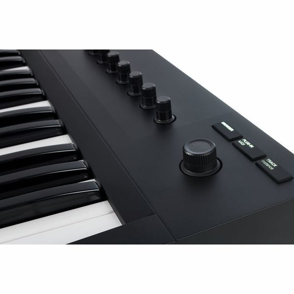 Native Instruments Komplete Kontrol A25