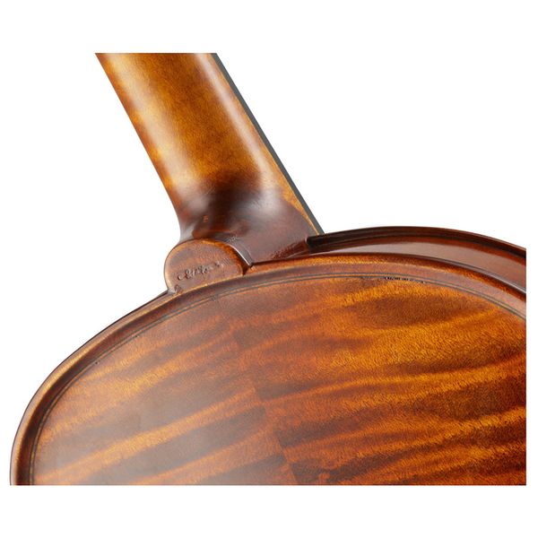 Conrad Götz Signature Menuett 98 Violin